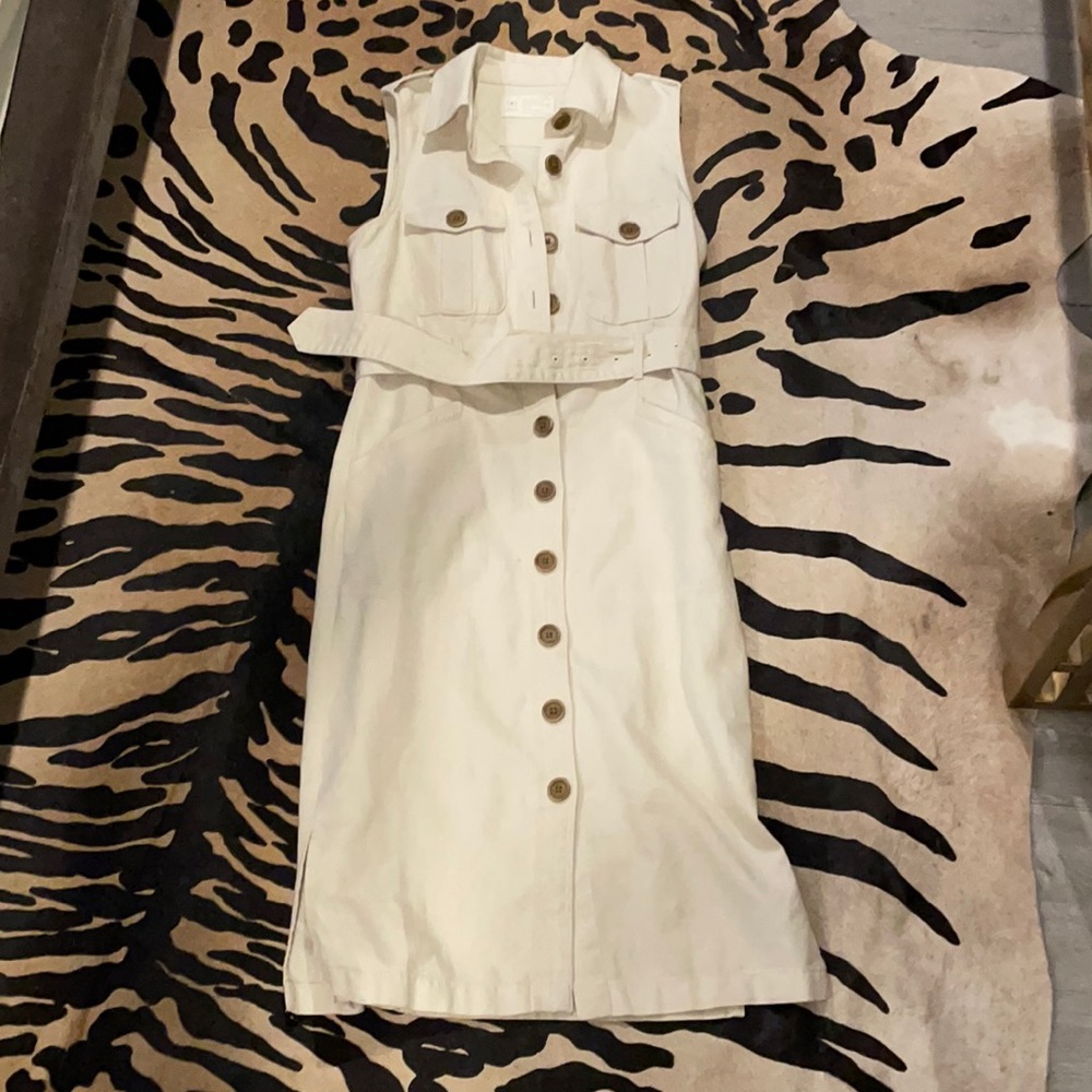 Markle inspo belt safari button up trench dress